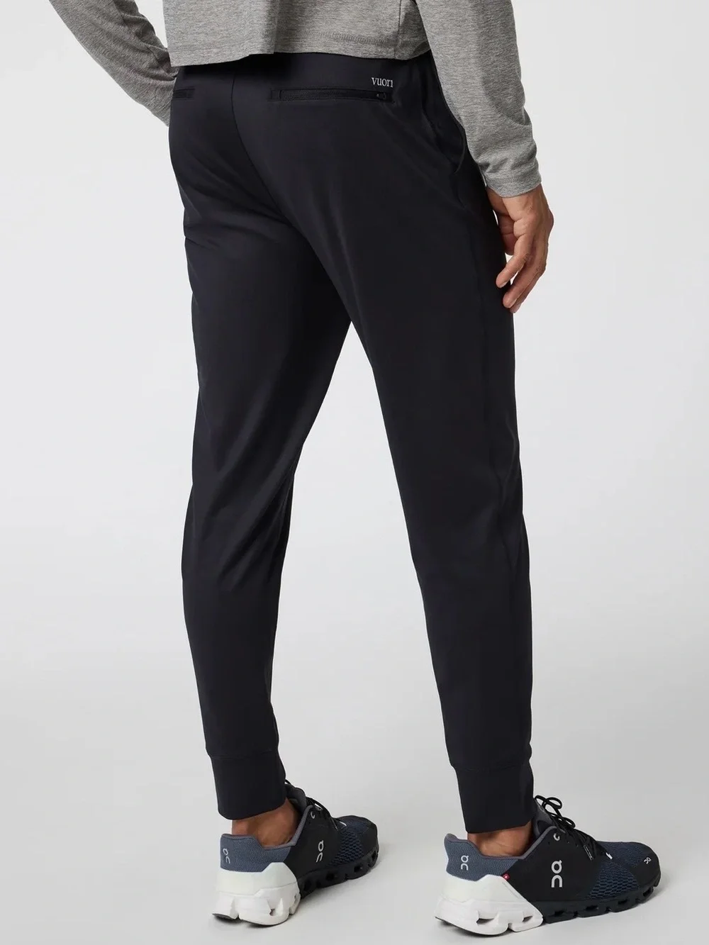 Vuori Sunday Performance Joggers Size Medium